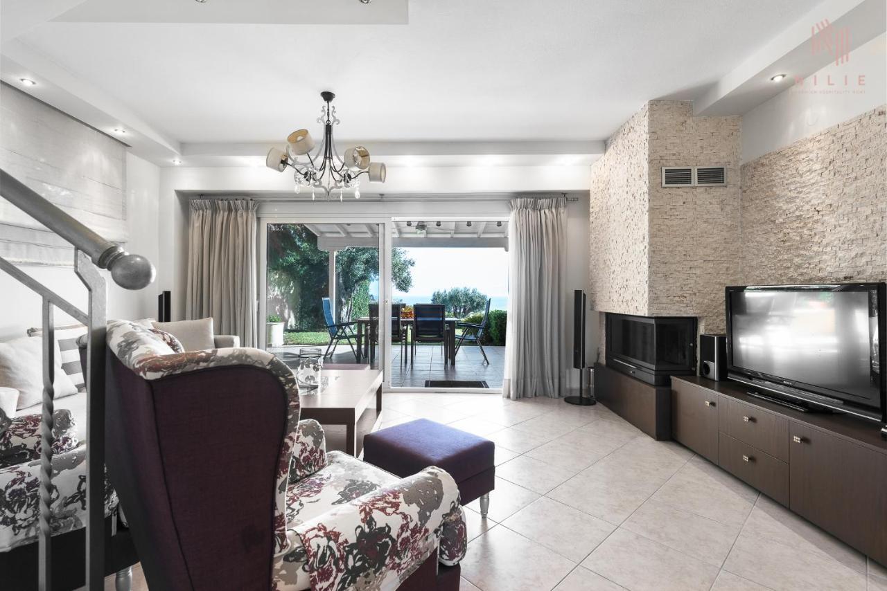 Breathtaking Villa, Nilie Hospitality Mgmt Possidi Exterior photo