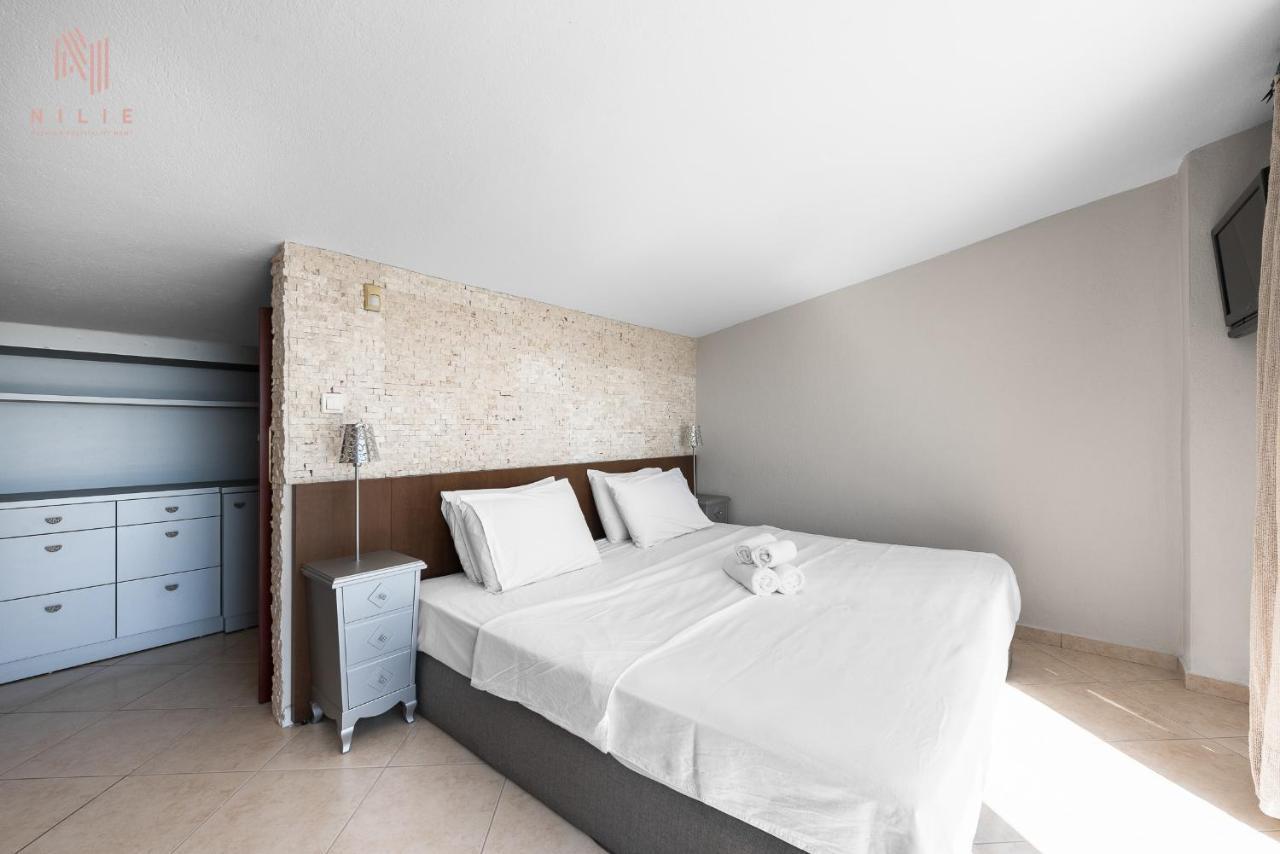 Breathtaking Villa, Nilie Hospitality Mgmt Possidi Exterior photo